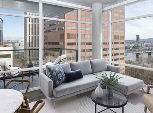 140 SW Columbia St #1232, Portland, OR 97201