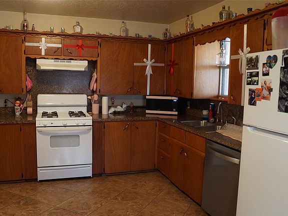 4th image of 324 W Comanche St