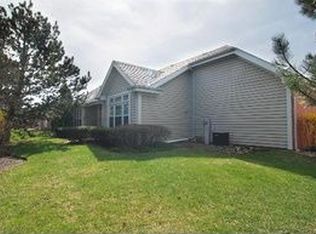 313 Parkway Ave, Bloomingdale, IL 60108