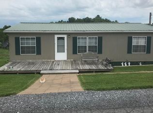 7121 Pisgah Rd, Elgood, WV 24739