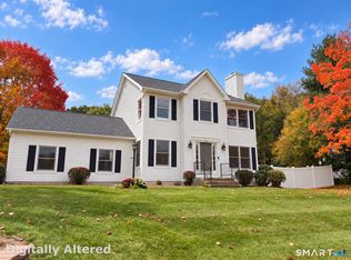 40 Walek Farms Rd, Manchester, CT 06040