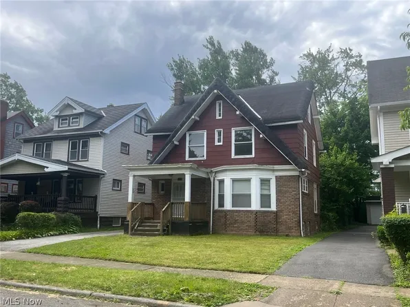 3286 Yorkshire Rd, Cleveland Heights, OH 44118