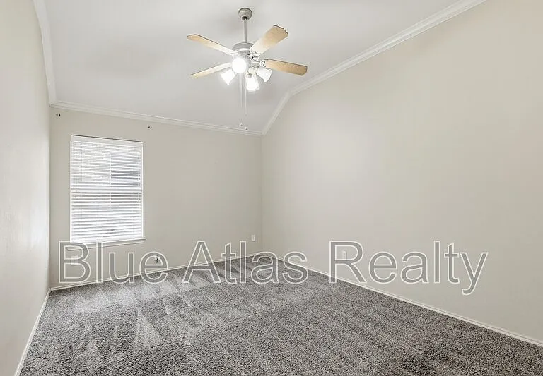 4353 Mountain Crest Dr — Photo 17