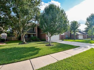 5206 Balmorhea Dr, Pearland, TX 77584