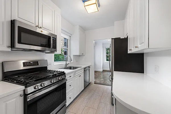 Kitchen, photo 2
