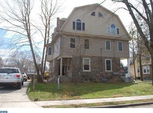 129 Grandview Rd, Ardmore, PA 19003