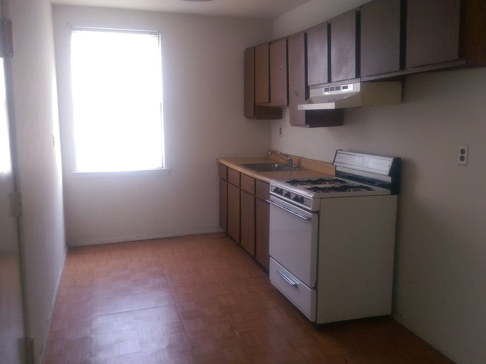 1st image of 58 Grant St