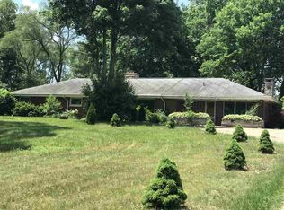 6689 Michigan Rd, Plymouth, IN 46563