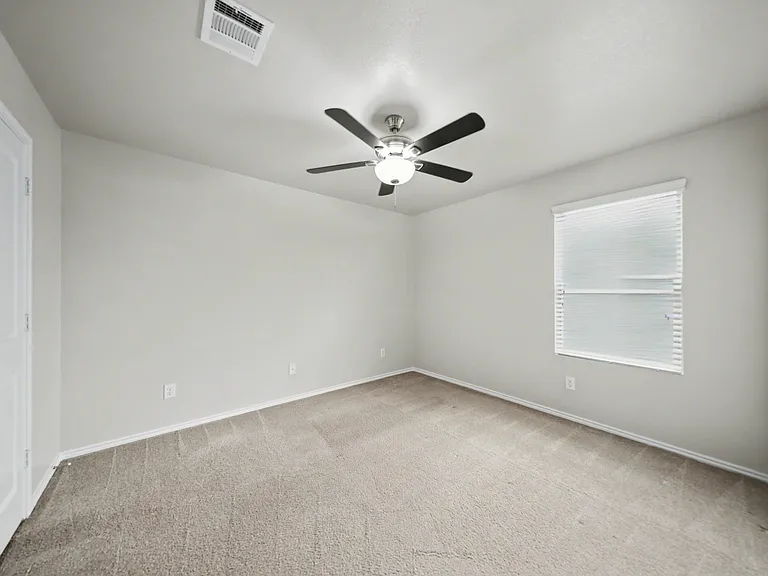 1100 Jackson Ln — Photo 15