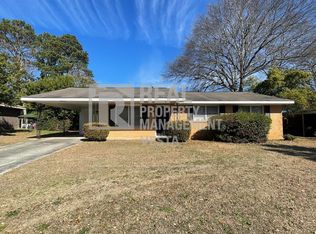 102 Trippi Ter, Warner Robins, GA 31088