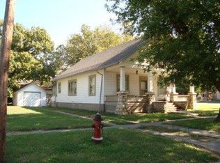 218 N 3rd St, Marion, KS 66861