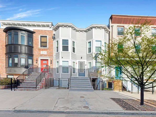 82 Ferry Street image 1 of 11