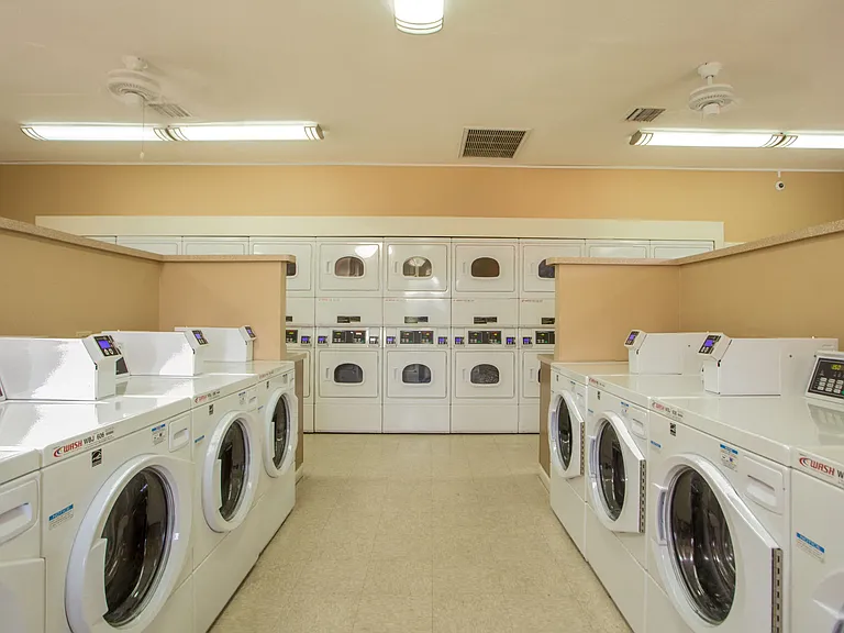 Laundry center