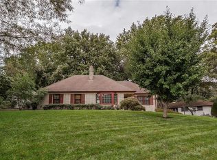 4934 Howe Dr, Roeland Park, KS 66205
