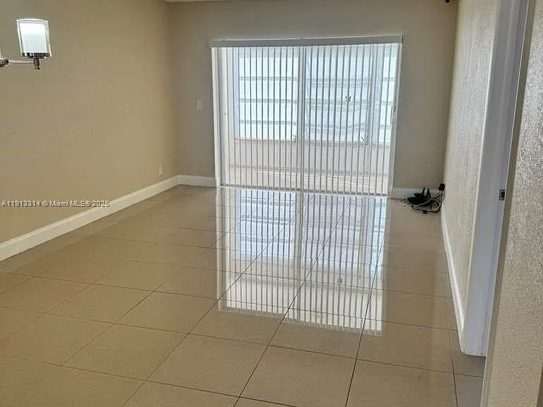 3001 NW 46th Ave #207 — Photo 5