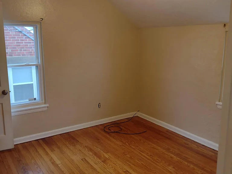 4453 Lee Heights Blvd — Photo 11