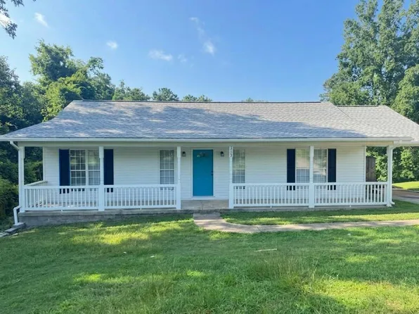 2107 S Seale Rd, Phenix City, AL 36869