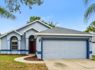 2649 Winchester Cir, Eustis, FL 32726