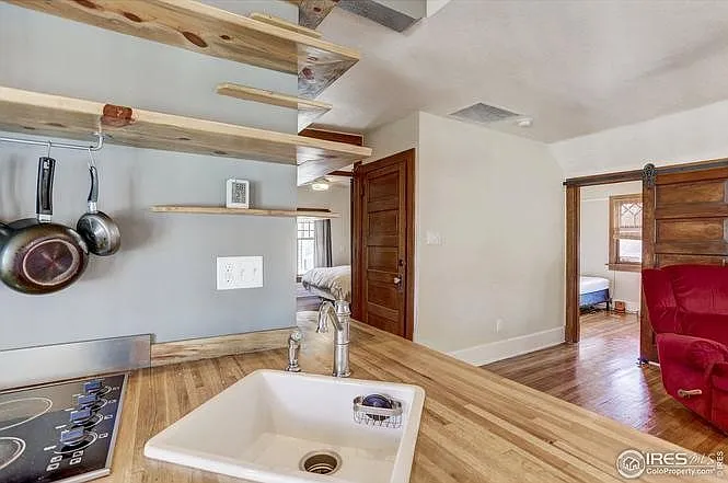 719 Remington St #2-2-0 — Photo 4