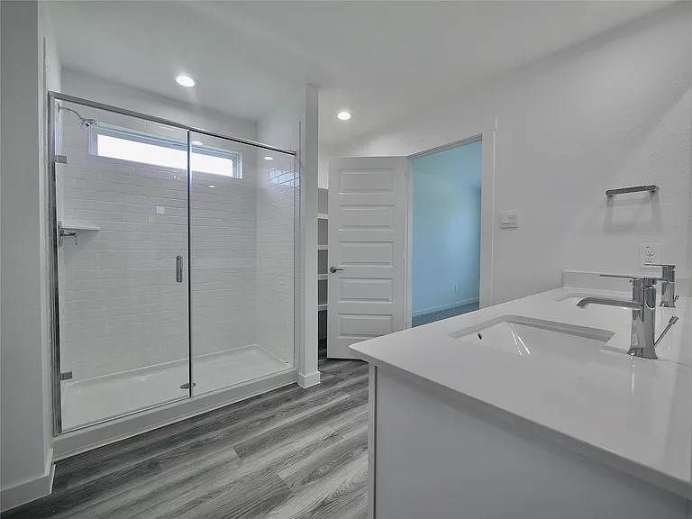 3414 Dursley Landing Ct — Photo 34