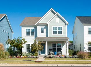 631 Edgerton Dr, Wilmington, NC 28412