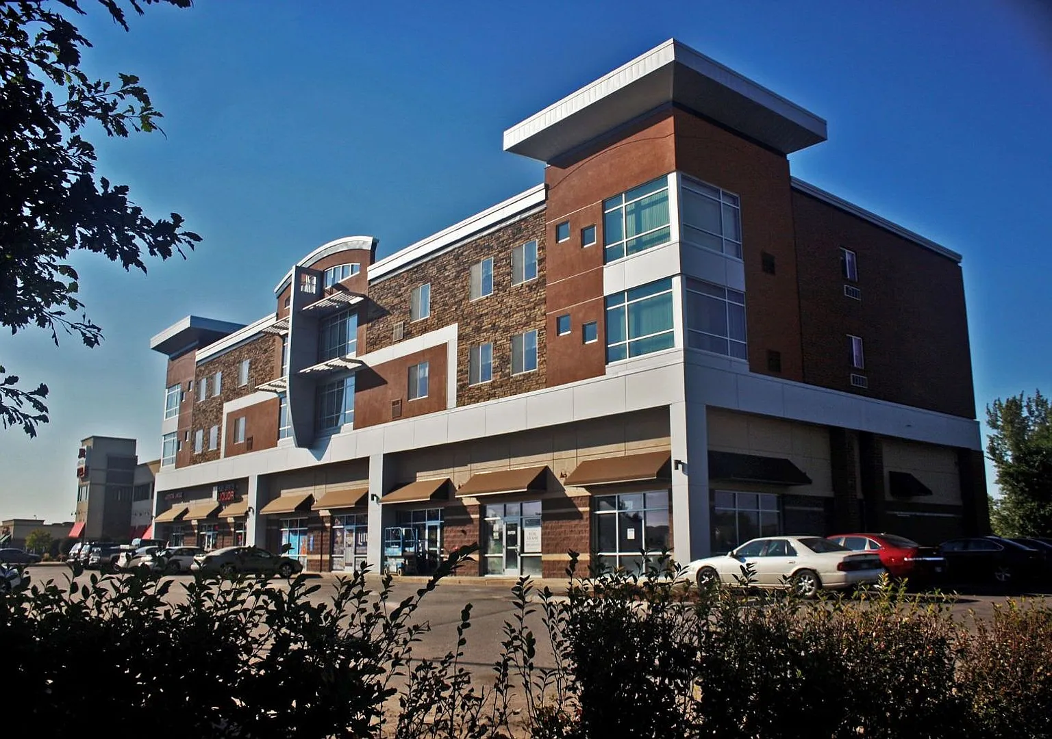 Stadium Center Lofts — Photo 3