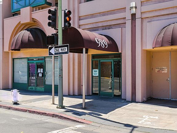 3rd image of 989 Webster St APT 443