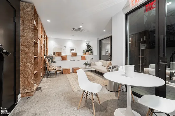 Rented by Brown Harris Stevens | media 37