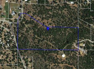 000 Kingsbury Rd, Hayfork, CA 96041