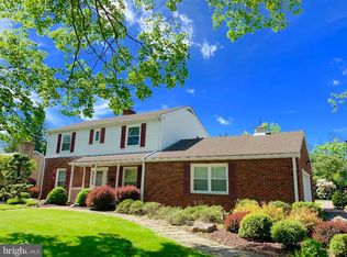 214 Valley Rd, Princeton, NJ 08540