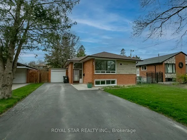 114 Wincott Dr, Toronto, ON M9R 2P6