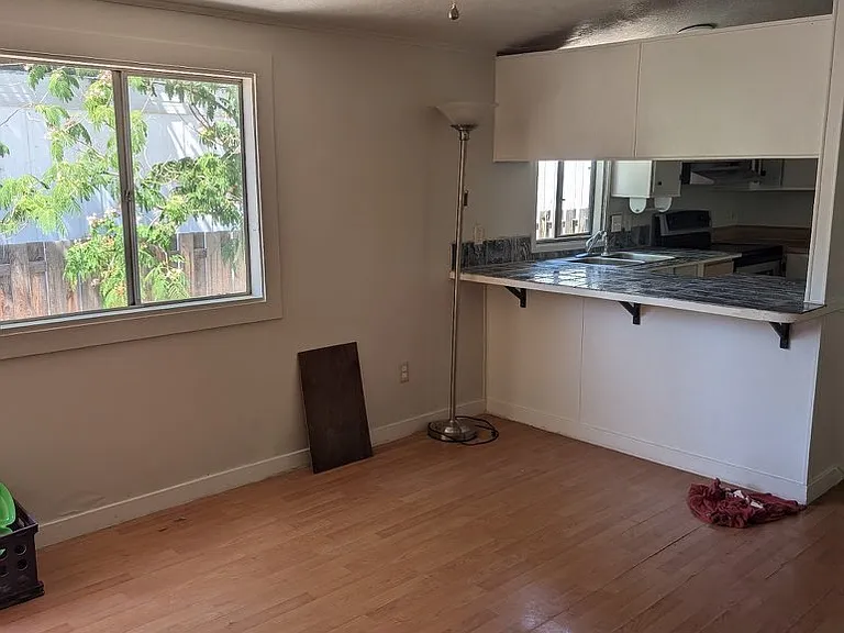 3256 E Old Pioneer Rd — Photo 2