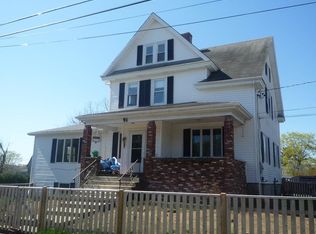 91 Washington Ave, Somerset, MA 02726