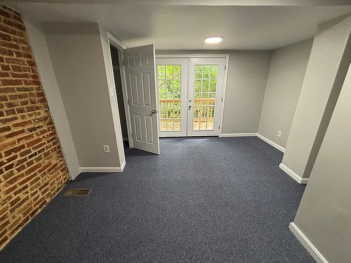 2 bed, 1.5 bath, $1,900 — Photo 4