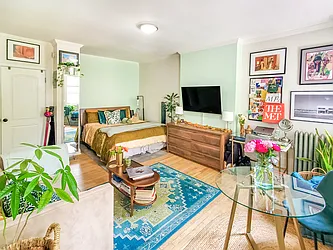 Rented by Amicourt LLC