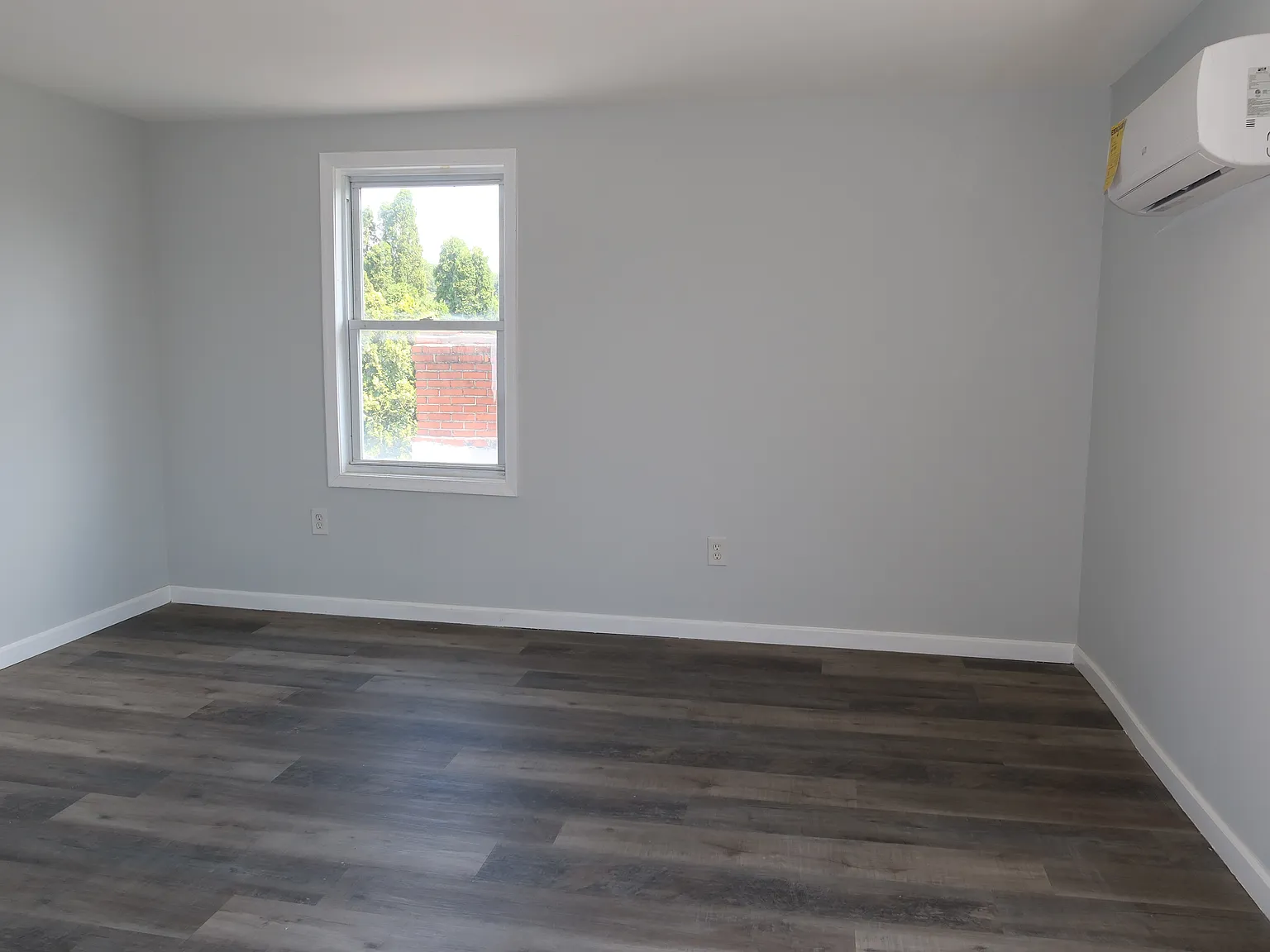 16 E Ridge St — Photo 4