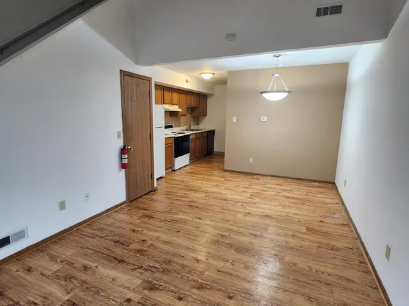 5793 Briarcliff Ln APT 3, Kalamazoo, MI 49009