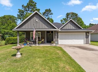 129 Bridgepoint, Onalaska, TX 77360