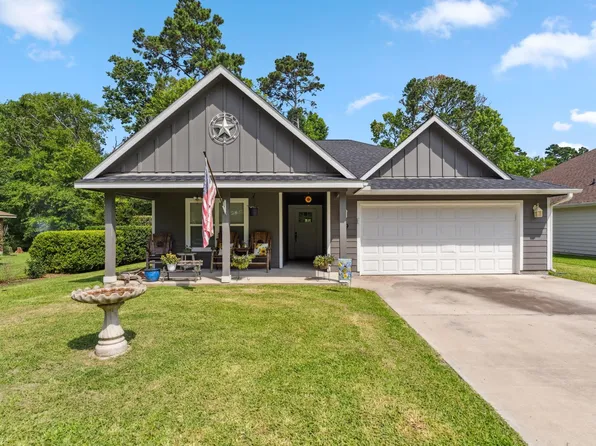 129 Bridgepoint, Onalaska, TX 77360