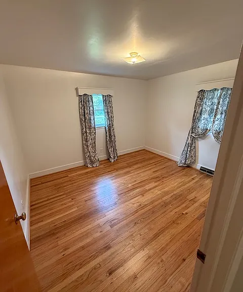 704 Maple Ave — Photo 12