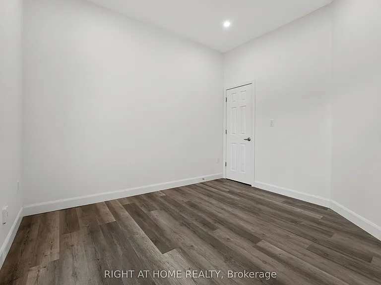 279 Darling St #2 — Photo 20