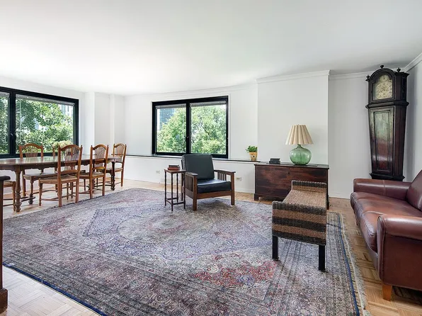 531 Main St APT 323, New York, NY 10044