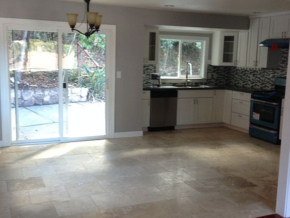4th image of 3116 Serene Ct