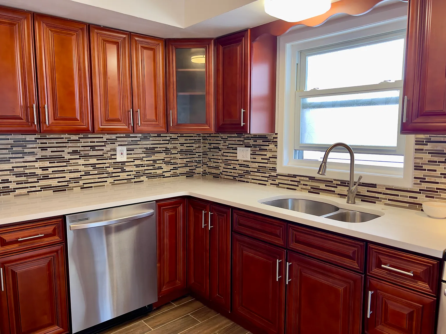 3 bed, 1400 sqft, $3,400 — Photo 4