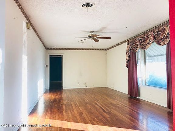 4th image of 1110 Avenue J NW