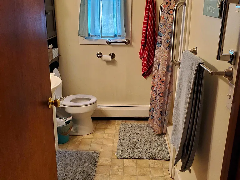 1311 Aquetuck Rd — Photo 6