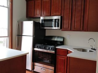 1046 40th St FL 2ND, Brooklyn, NY 11219