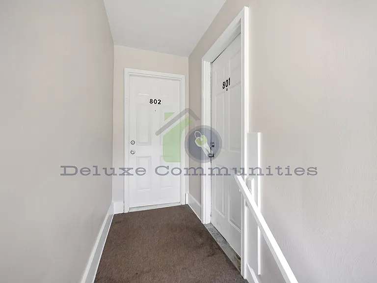 801 Prospect Ave SE — Photo 19