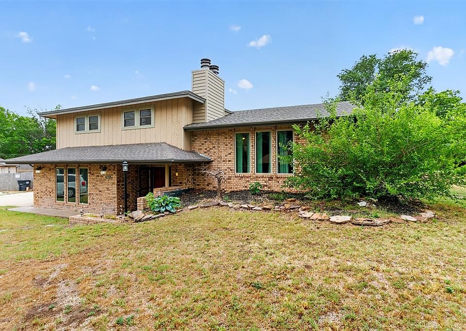 1st image of 2640 Hummingbird Ln