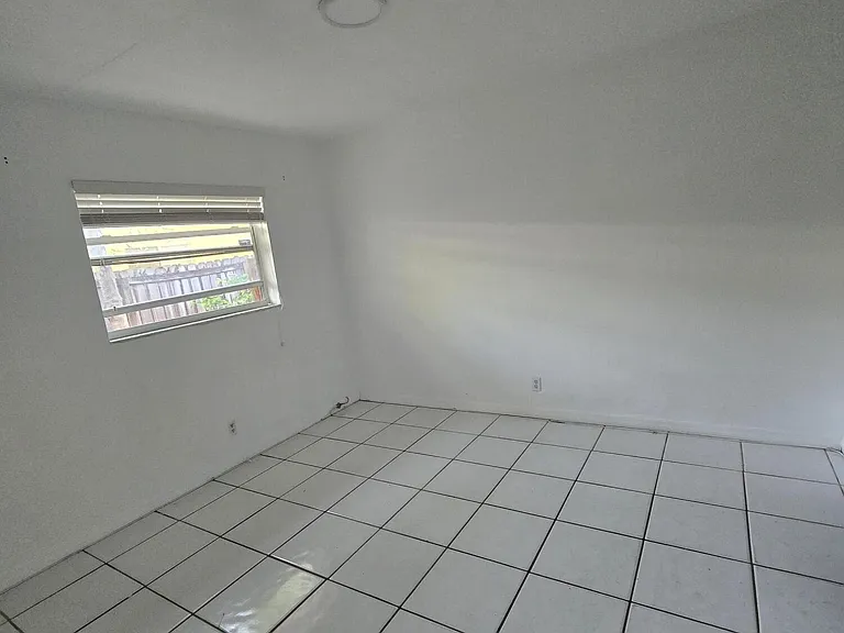 1448 Holly Heights Dr #3 — Photo 7